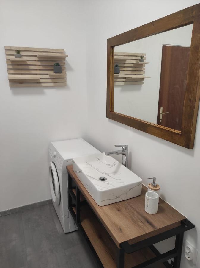 וודיצה Apartment Ivano מראה חיצוני תמונה